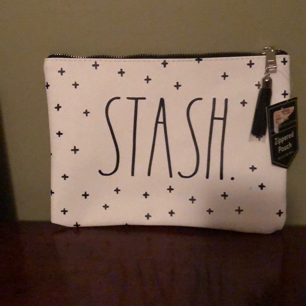 Rae Dunn Pouch